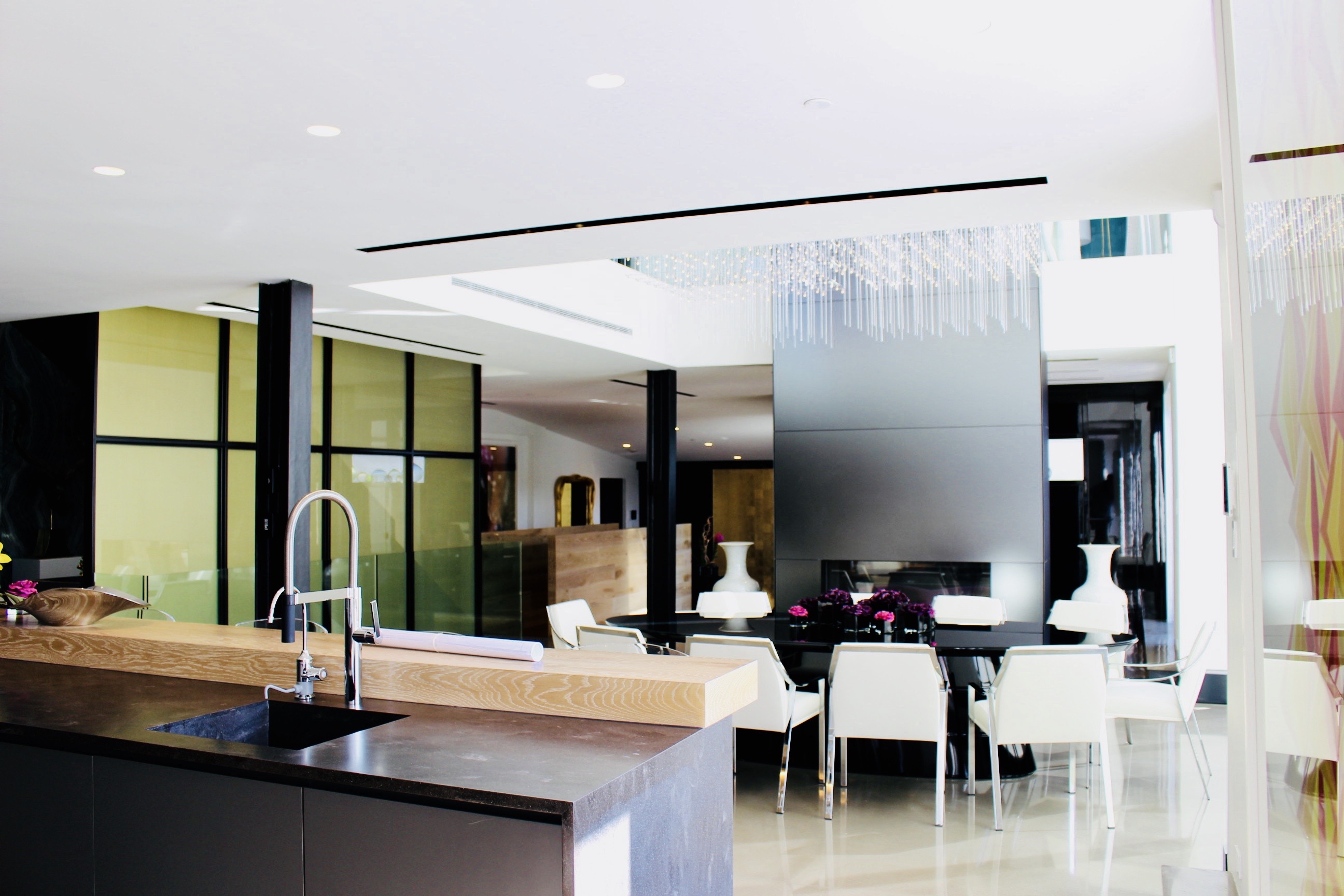 Découvrez les élément de décoration pour cuisine qui s'agencent avec des escaliers SLIK Entreprise.