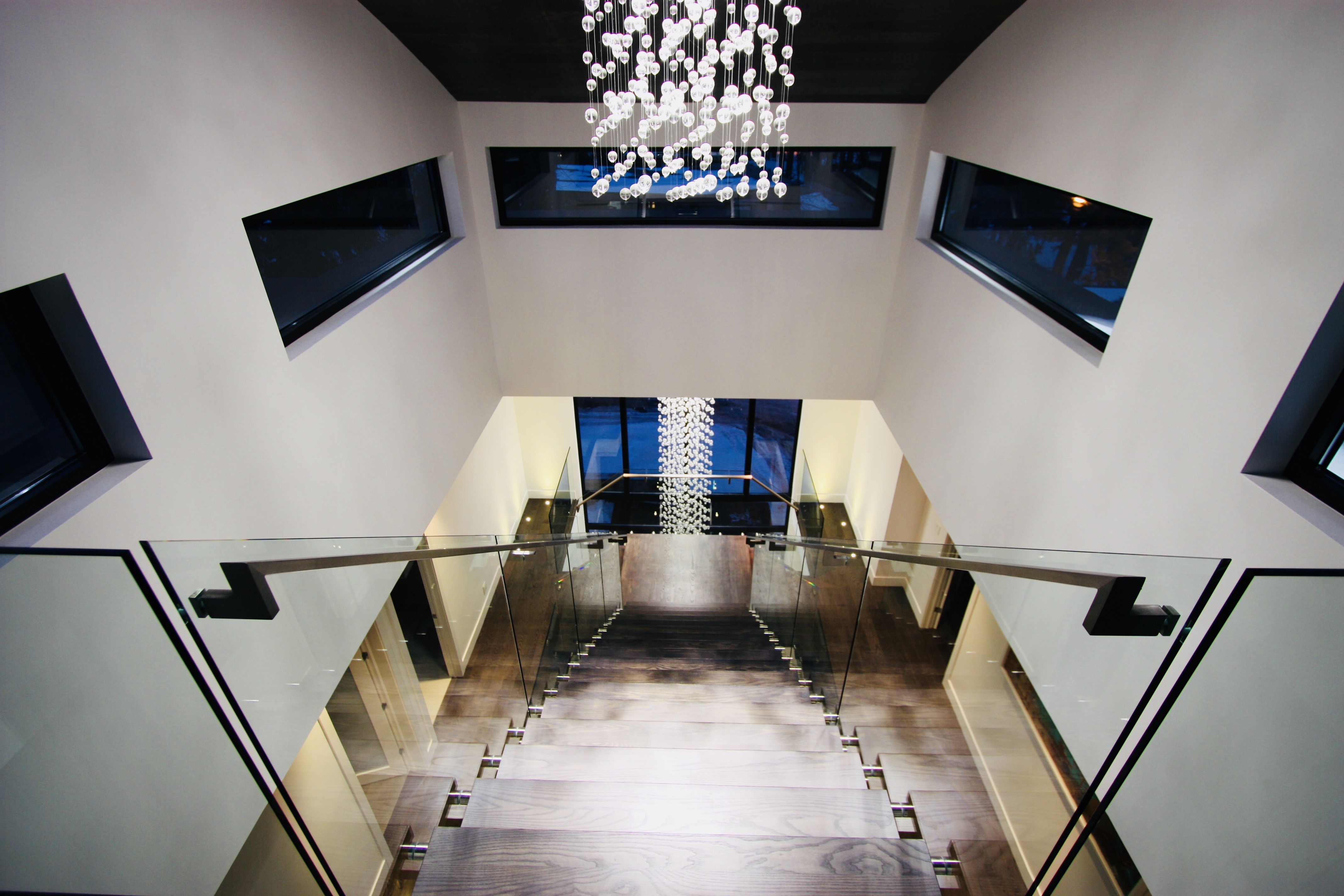 Des escaliers faits sur mesure pour rehausser la beauté de votre demeure.