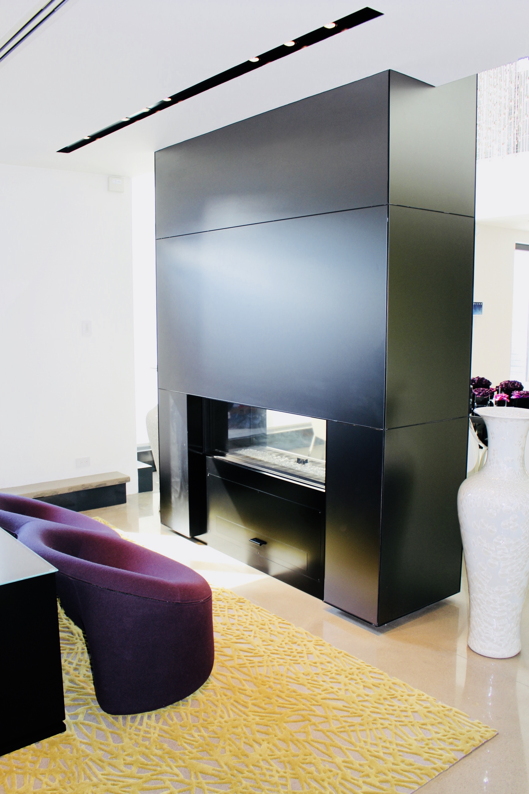 Effet de séparation, utiliser le manteau de foyer pour embellir vos espaces